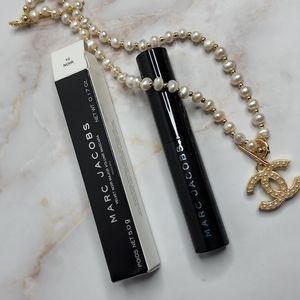 Marc Jacobs velvet noir major volume mascara travel size